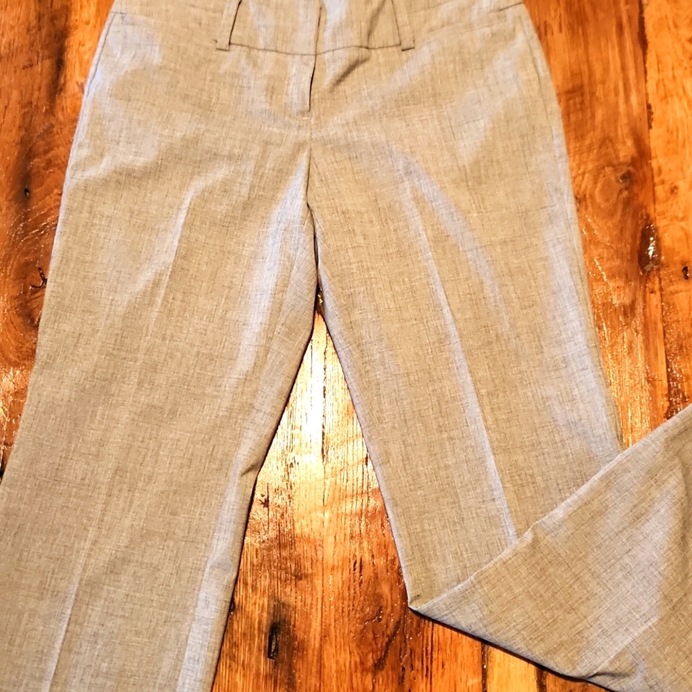 7th Ave NY & co gray dress pants, size 6P